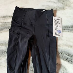 Lululemon leggings, 25” black NWT